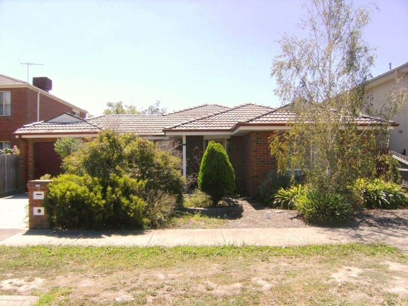 12 Mosman Close, Wantirna South VIC 3152