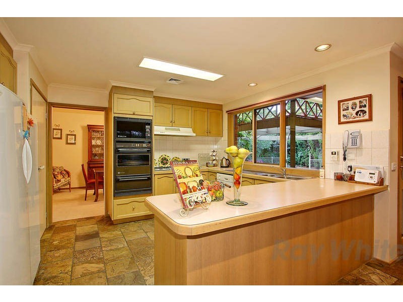 9 Newell Court, Wantirna VIC 3152