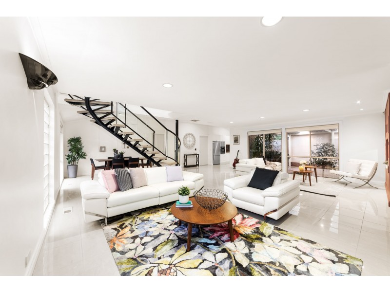 105 Cathies Lane, Wantirna South VIC 3152