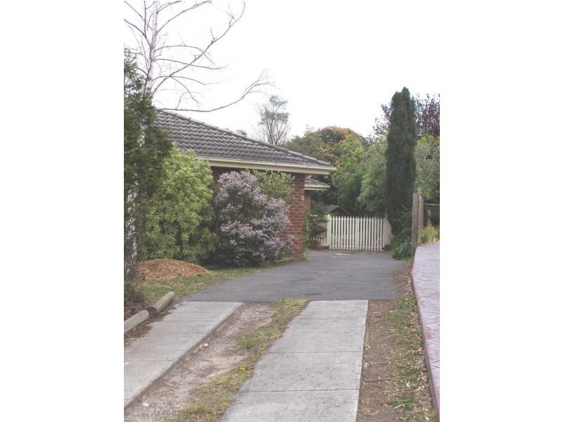 3 Harland Square, Wantirna VIC 3152