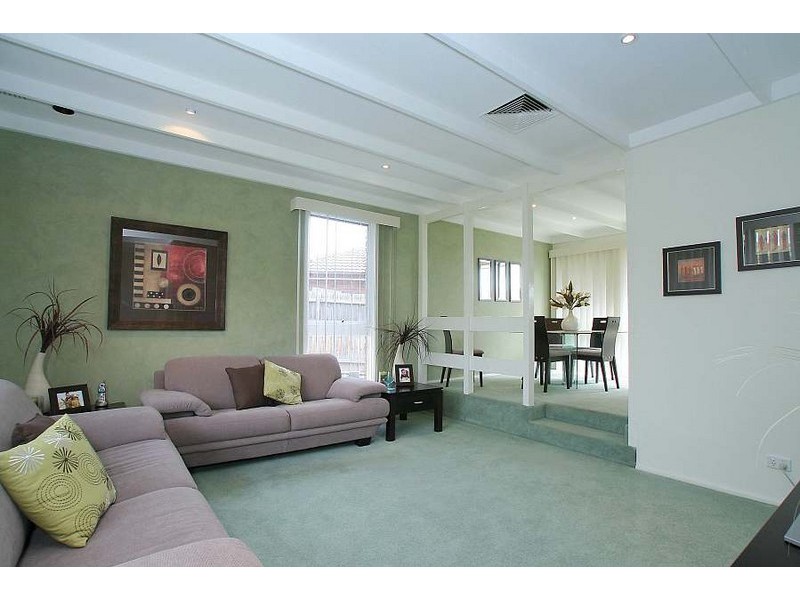 35 Helpmann Street, Wantirna South VIC 3152