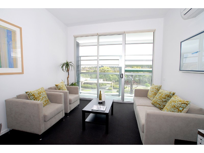 Apar. 309, 337 Stud Road, Wantirna South VIC 3152