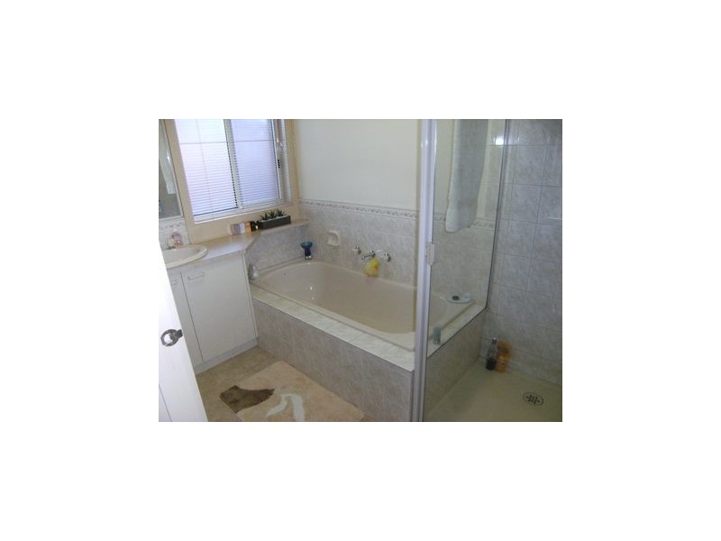 2/6 Carina Close, Wantirna South VIC 3152