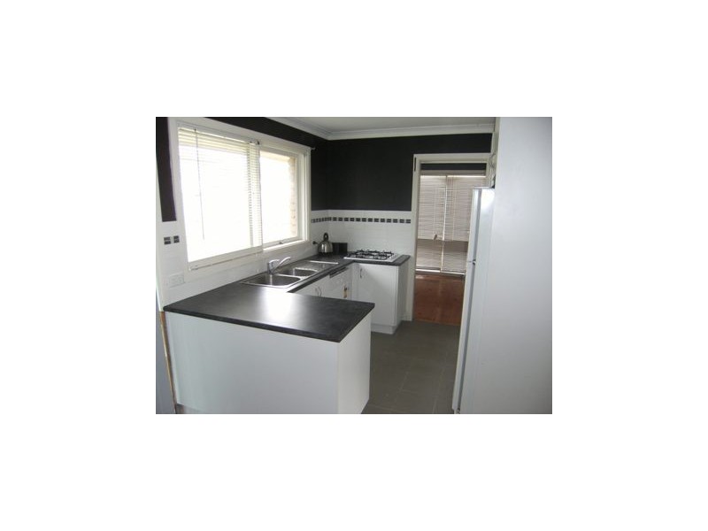 25 Elliot Street, Knoxfield VIC 3180