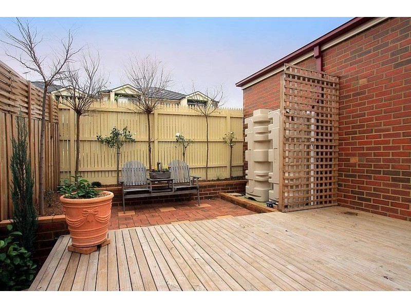 1  Cardwell Court, Ferntree Gully VIC 3156