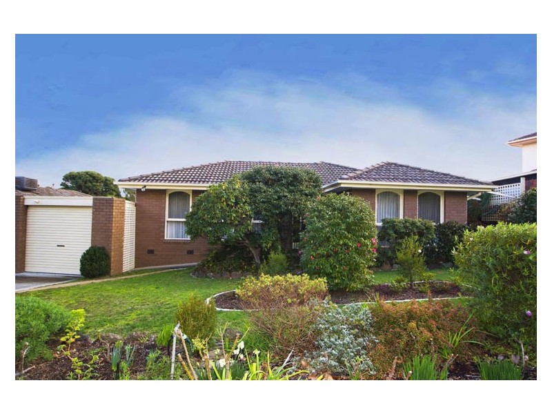 18 Birkenhead Avenue, Wantirna VIC 3152
