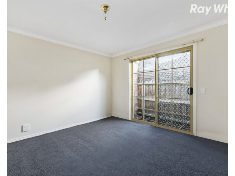 96 Lee-Ann Crescent, Croydon VIC 3136