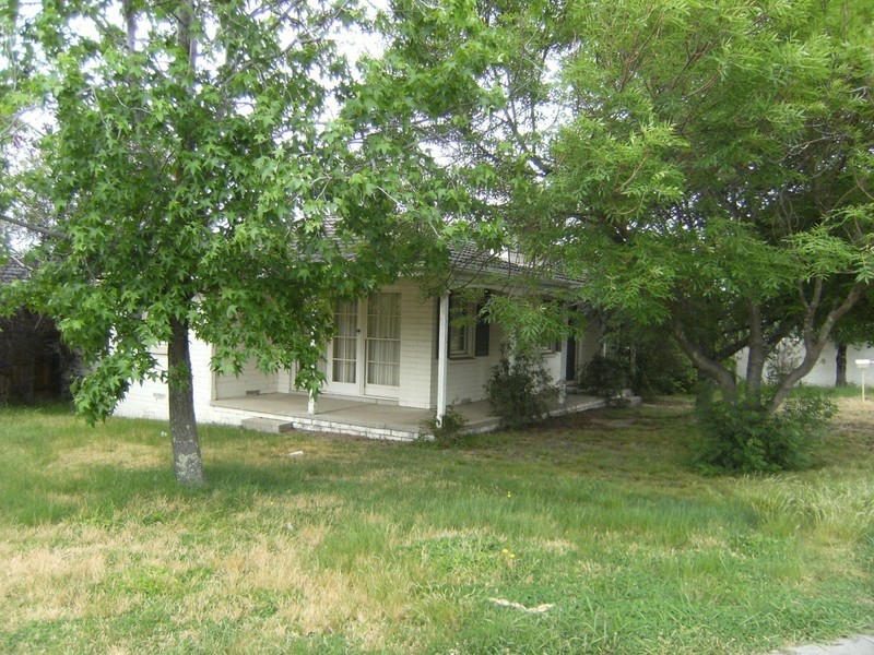 6 Warrawee Road, Wantirna South VIC 3152