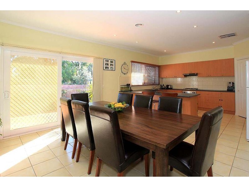 50 Bellbird Drive, Wantirna VIC 3152