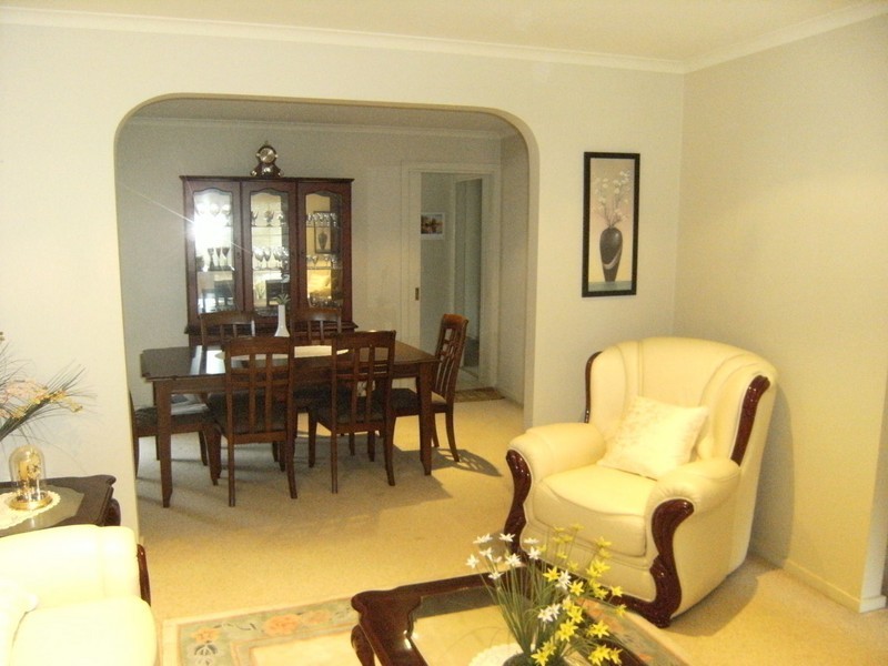 54 Mosman Close, Wantirna South VIC 3152