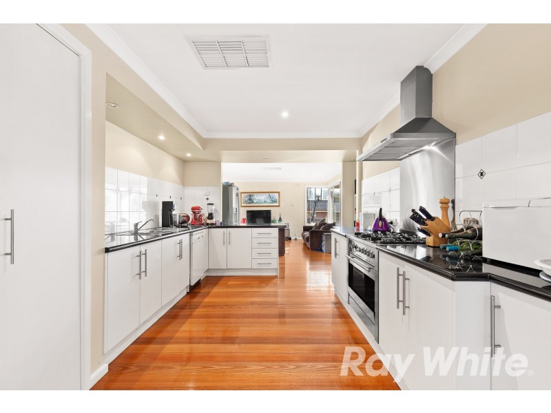 6 Vincent Street, Bayswater VIC 3153