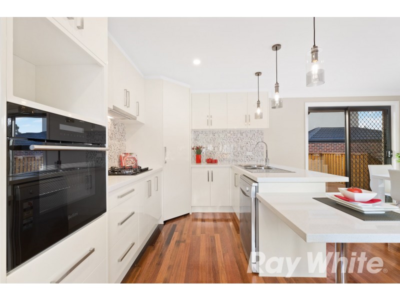 14A Kingloch Parade, Wantirna VIC 3152