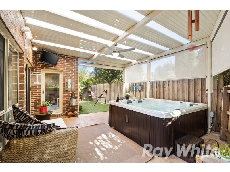 14 Riverpark Drive, Wantirna South VIC 3152