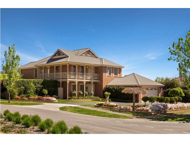 12 Whitehall Terrace, Ferntree Gully VIC 3156