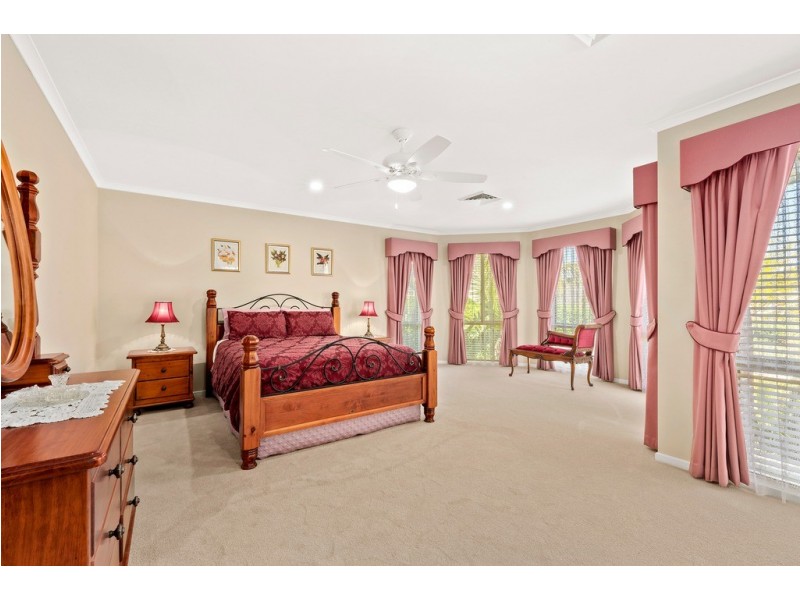 12 Whitehall Terrace, Ferntree Gully VIC 3156