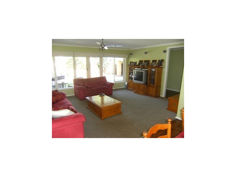 5 Cardiff Street, Boronia VIC 3155