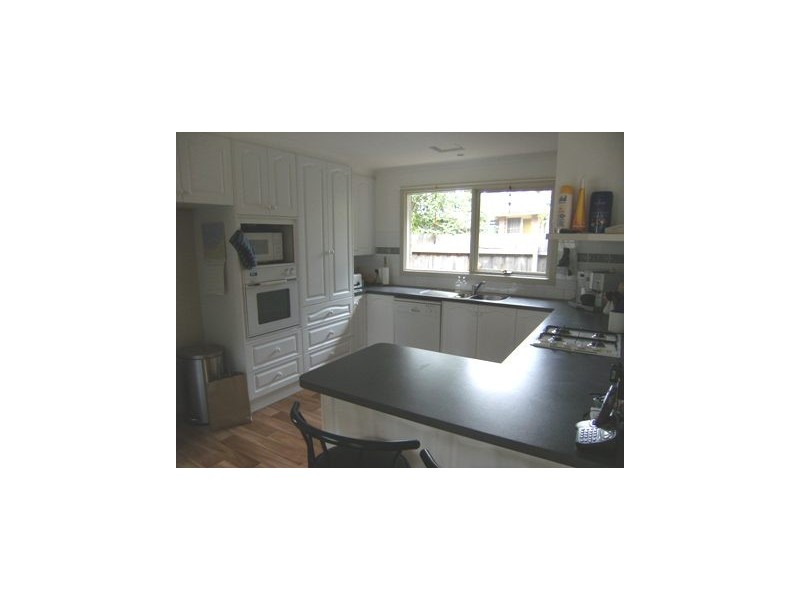 5 Warwick Close, Wantirna VIC 3152