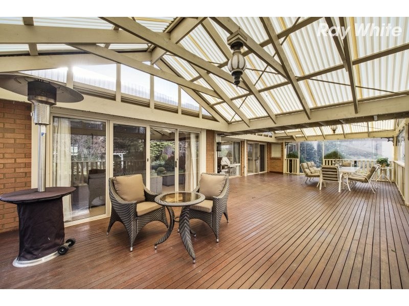 50 Grange Drive, Lysterfield VIC 3156