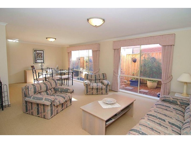 4 Noel Court, Wantirna South VIC 3152
