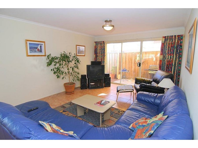 4 Noel Court, Wantirna South VIC 3152
