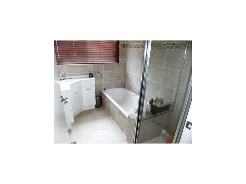 23 Norfolk Avenue, Wantirna South VIC 3152