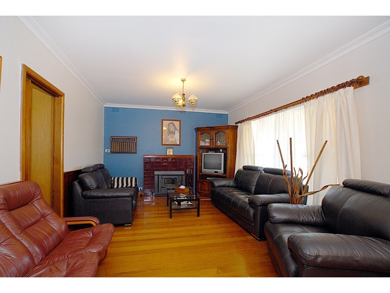 349 Scoresby Road, Ferntree Gully VIC 3156