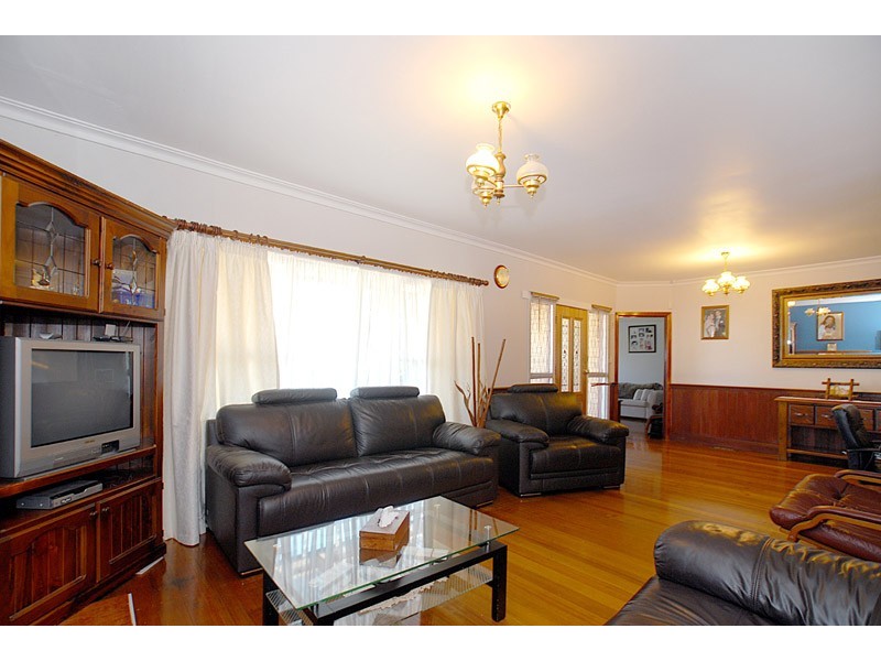 349 Scoresby Road, Ferntree Gully VIC 3156