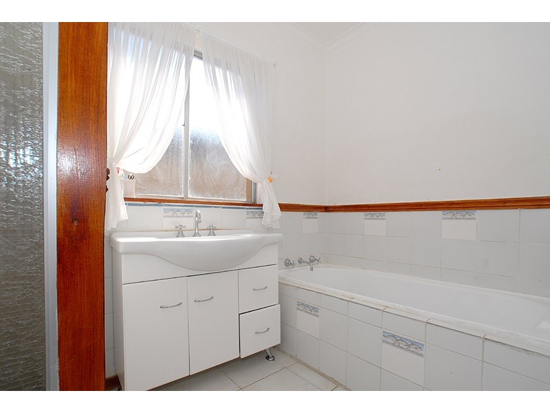 349 Scoresby Road, Ferntree Gully VIC 3156