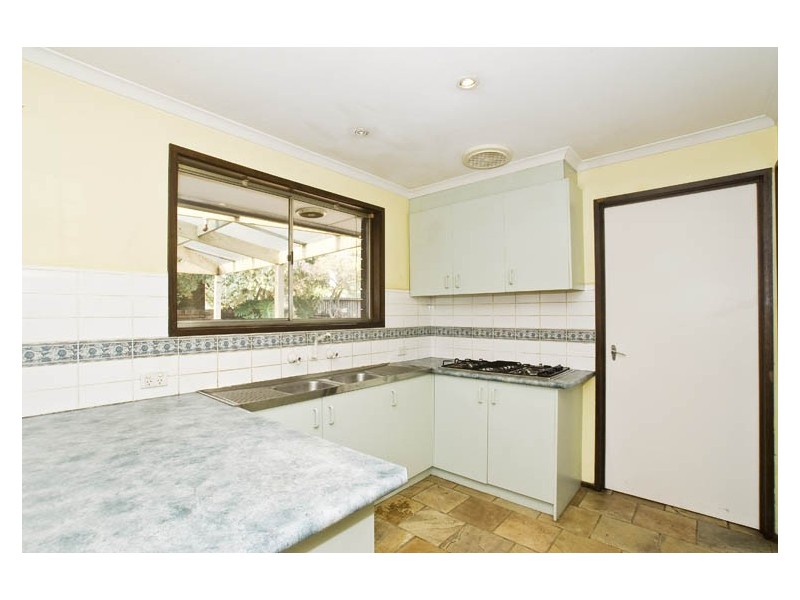 9 Attenborough Square, Wantirna VIC 3152