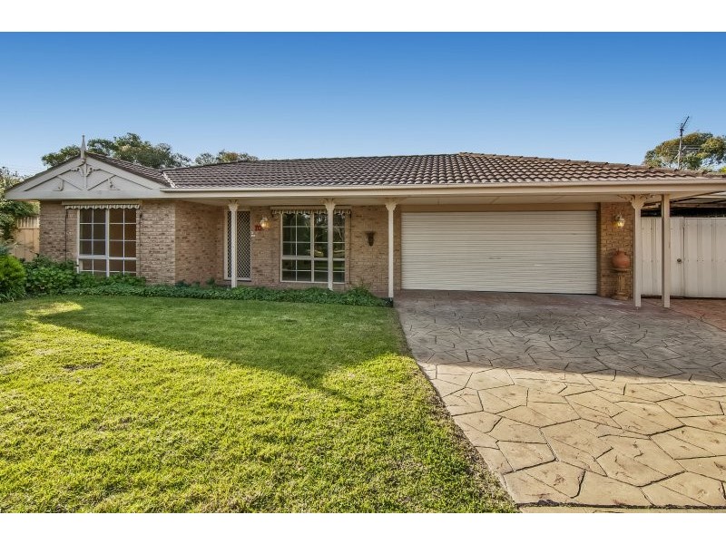 10 Palm Tree Court, Safety Beach VIC 3936