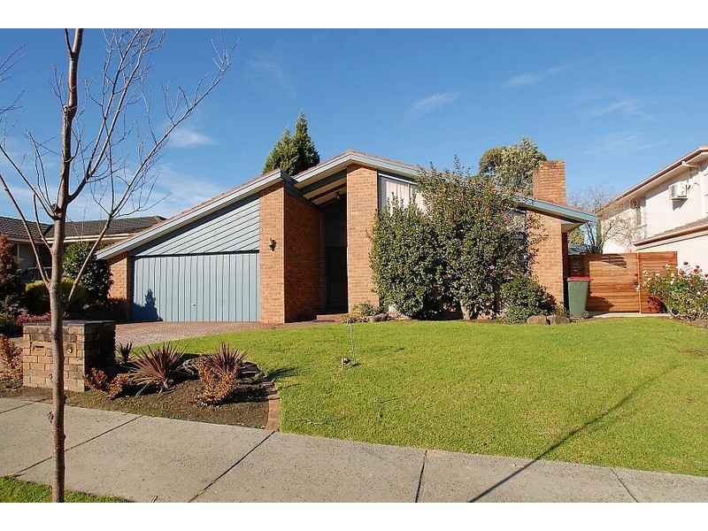 5 Jessica Close, Wantirna South VIC 3152