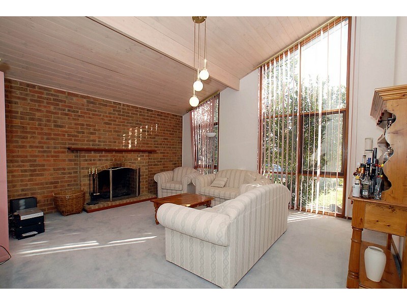5 Jessica Close, Wantirna South VIC 3152