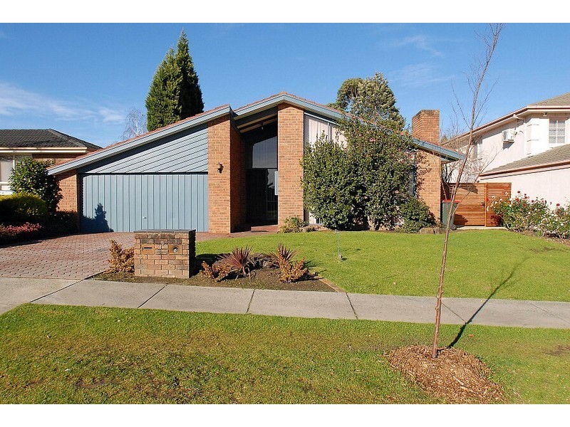 5 Jessica Close, Wantirna South VIC 3152