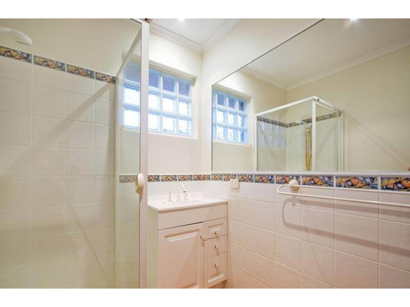 2  Cumberland Avenue, Bayswater VIC 3153