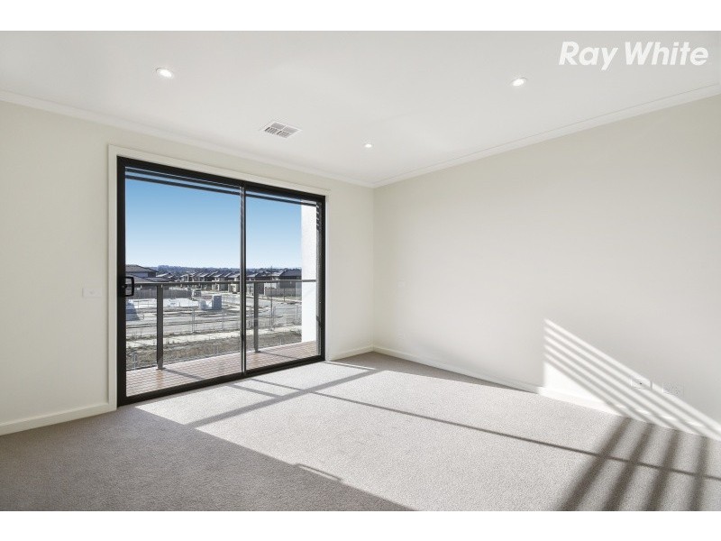 14 Mulberry Walk, Wantirna South VIC 3152