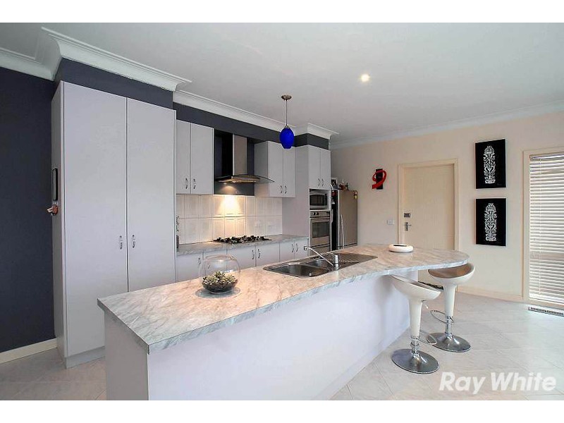 72 Somes Street, Wantirna South VIC 3152