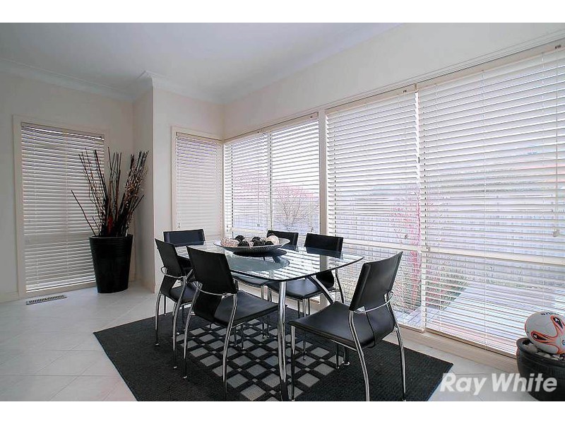 72 Somes Street, Wantirna South VIC 3152