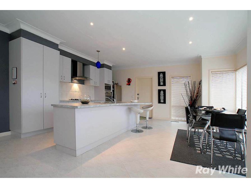 72 Somes Street, Wantirna South VIC 3152