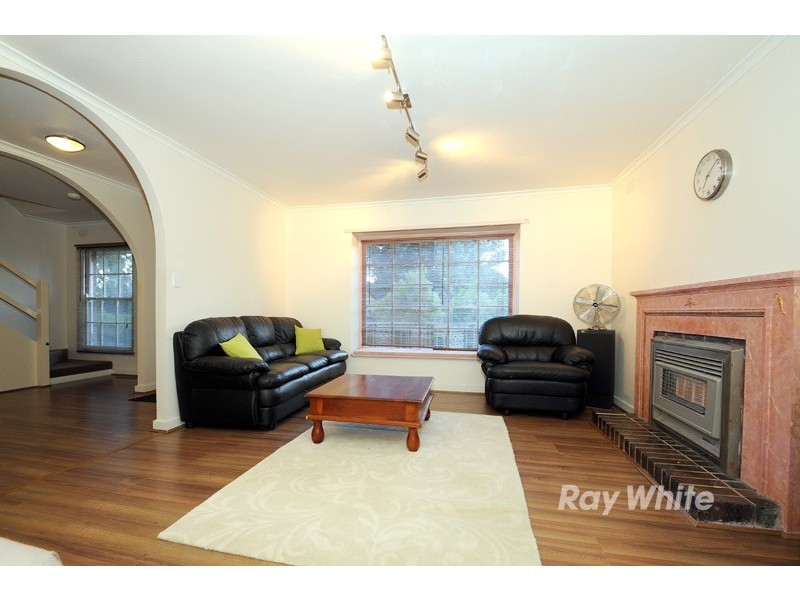 4 Aisbett Avenue, Wantirna South VIC 3152