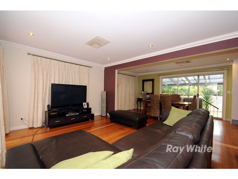 21 Hartington Drive, Wantirna VIC 3152