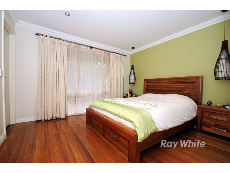 21 Hartington Drive, Wantirna VIC 3152