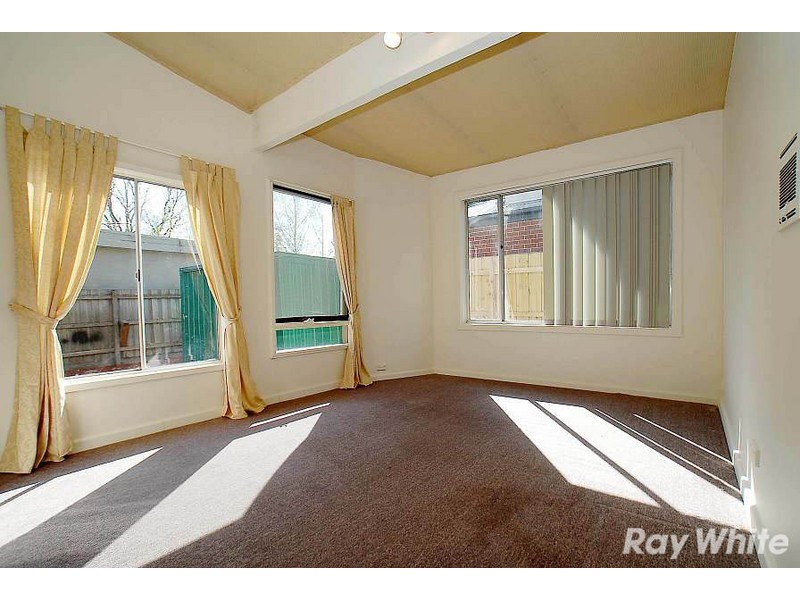 51 Liverpool Road, Kilsyth VIC 3137