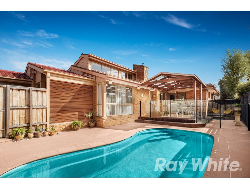 17 Watersedge Close, Knoxfield VIC 3180