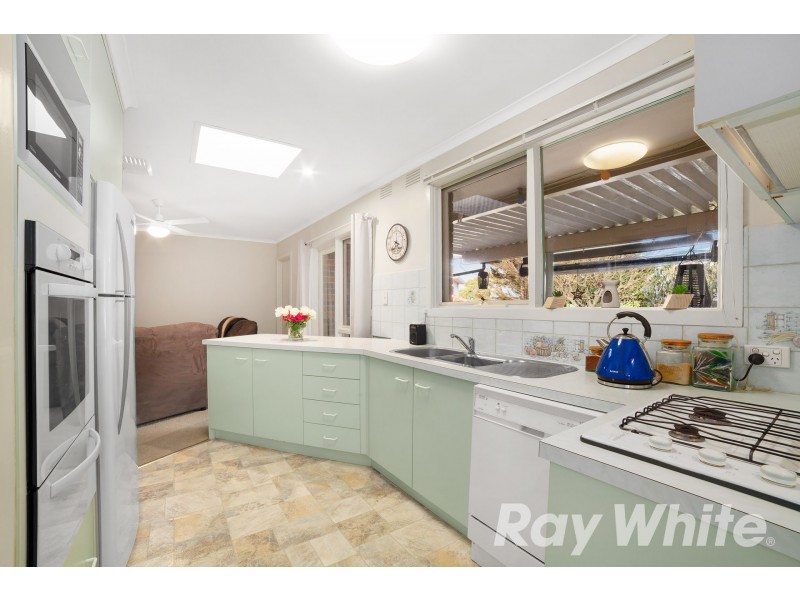 9 Eton Square, Wantirna VIC 3152