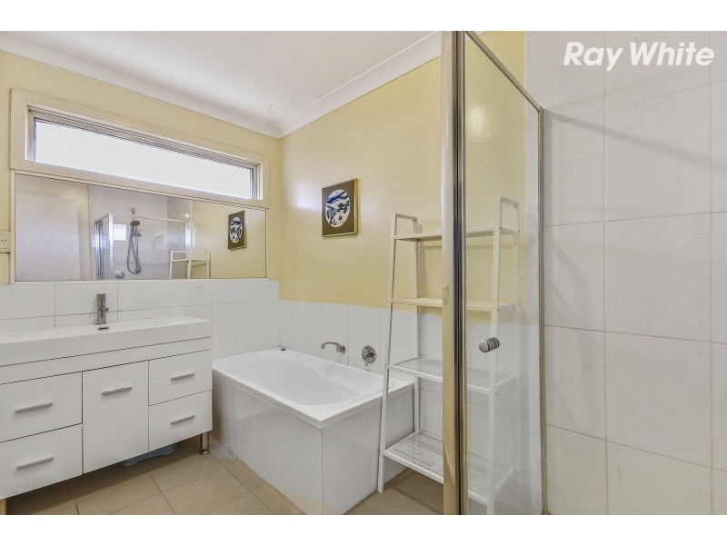 5 Vinen Road, Scoresby VIC 3179