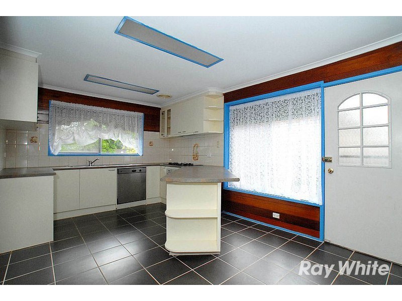 27 Sandra Court, Knoxfield VIC 3180