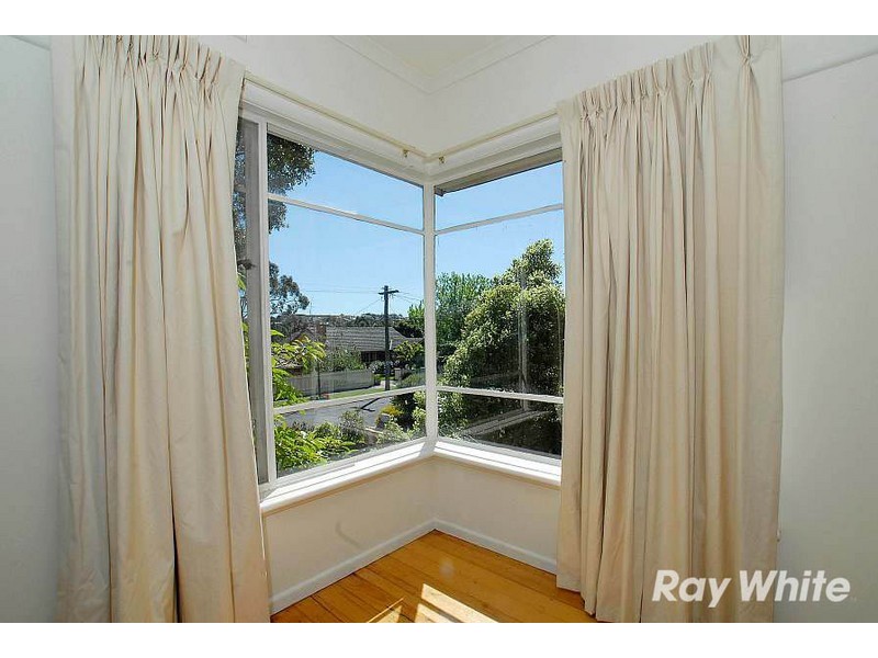 8 Chessell Street, Mont Albert North VIC 3129