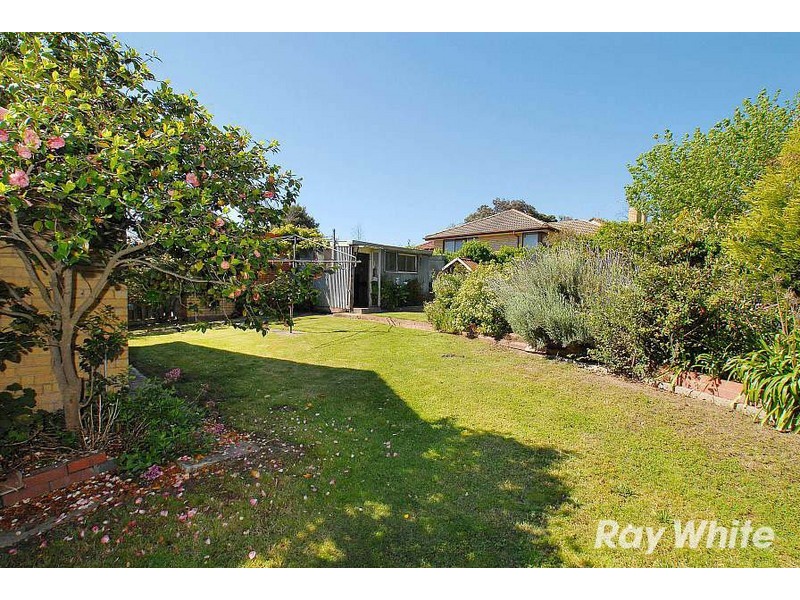 8 Chessell Street, Mont Albert North VIC 3129