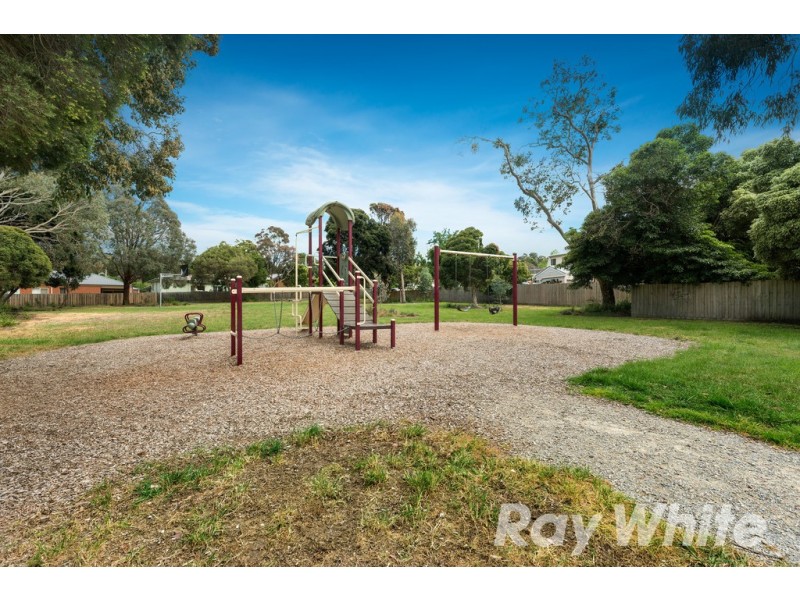 2 Lombard Road, Vermont VIC 3133