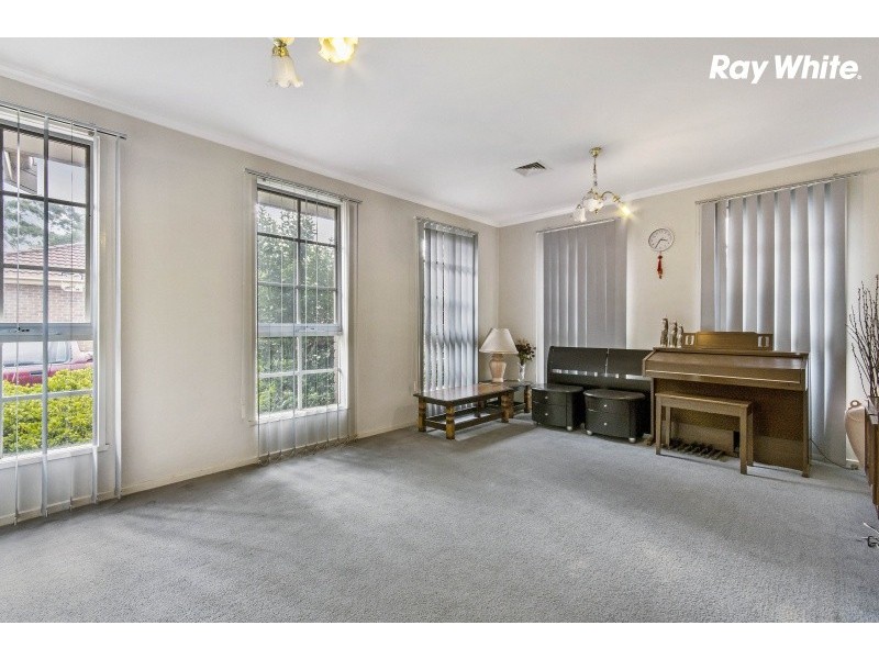 2/25 Blind Creek Lane, Wantirna South VIC 3152